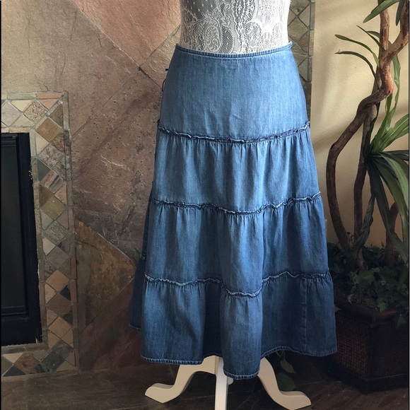 denim tiered skirt